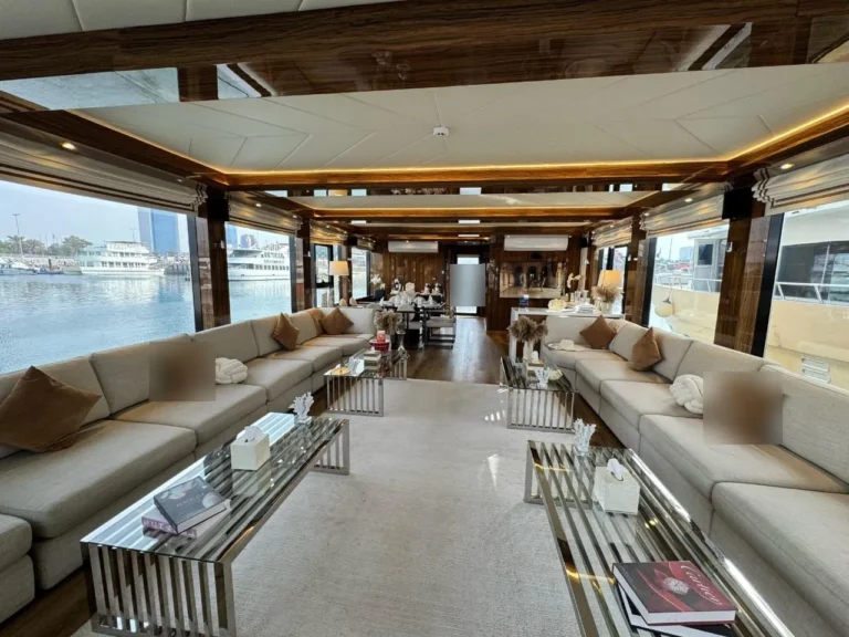 Amber Regent birthday yacht with a walnut dining salon in Abu Dhabi (2)