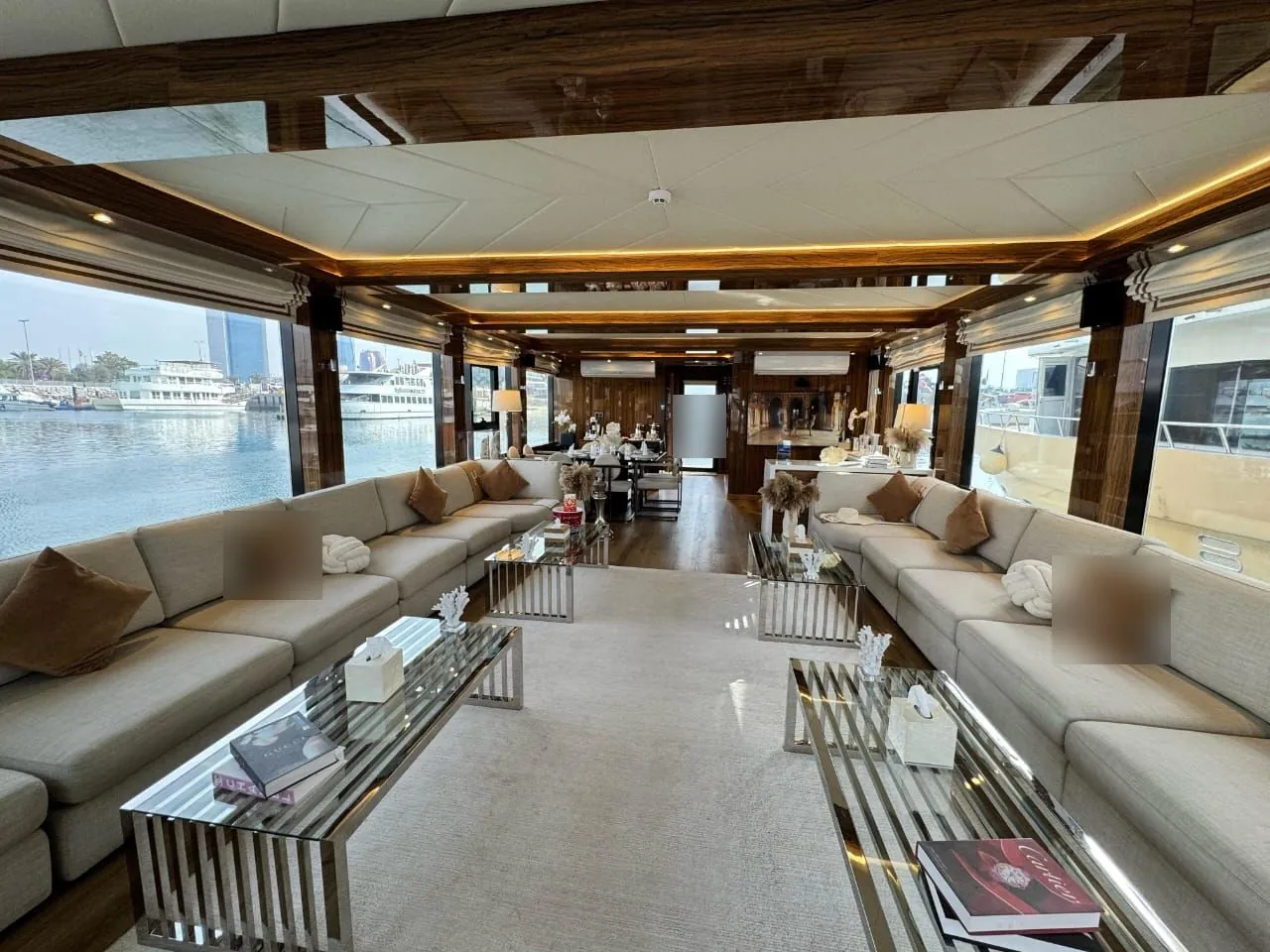 Amber Regent birthday yacht with a walnut dining salon in Abu Dhabi (2)