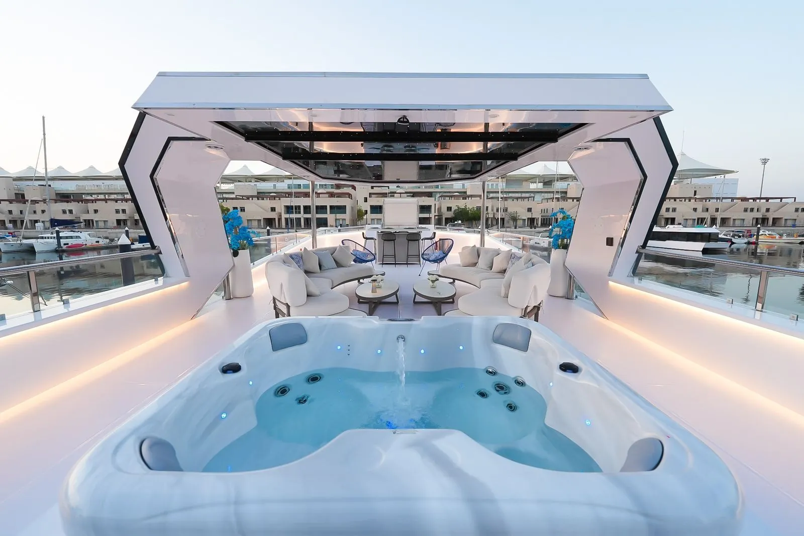 Celestia birthday yacht with jacuzzi in Abu Dhabi (2)
