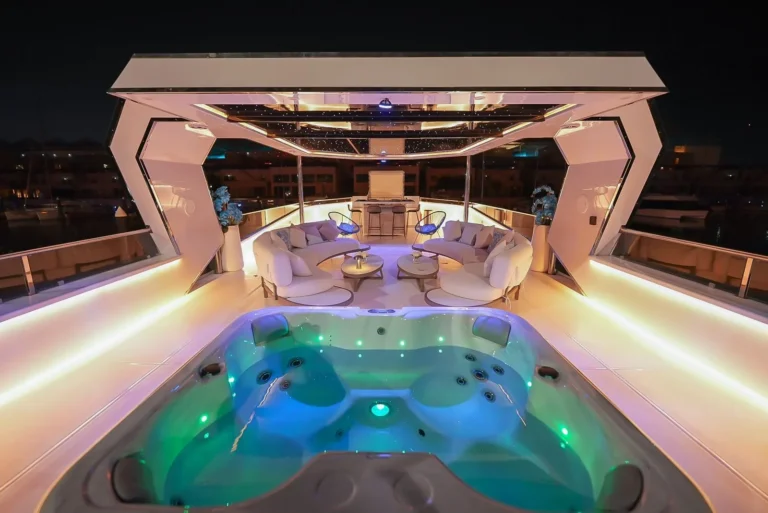 Celestia birthday yacht with jacuzzi in Abu Dhabi (3)