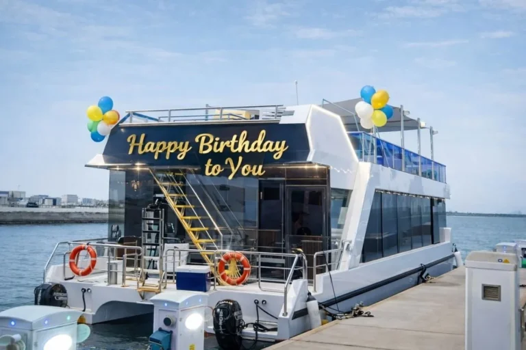 Serenade birthday yacht in Abu Dhabi